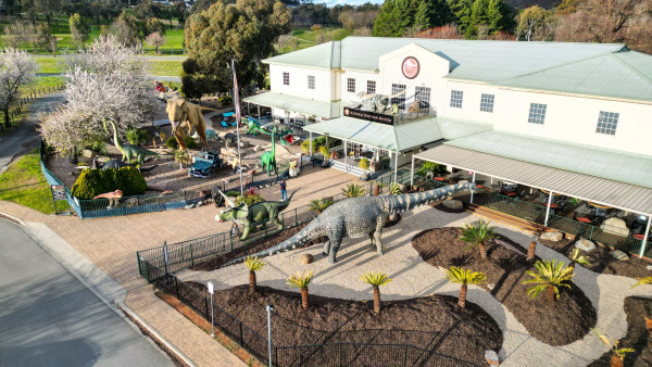 National Dinosaur Museum